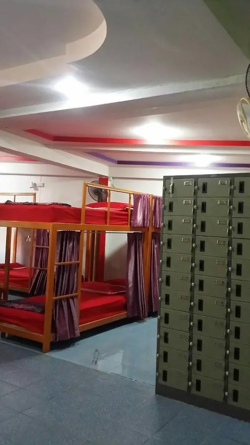 Ferry Hostel Ko Tao