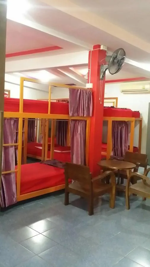 Ferry Hostel Ko Tao
